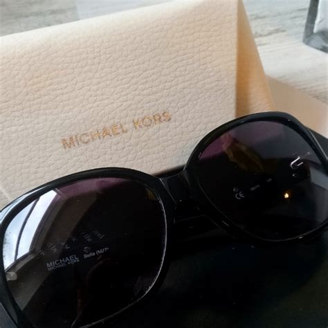 michael kors sunglasses case.